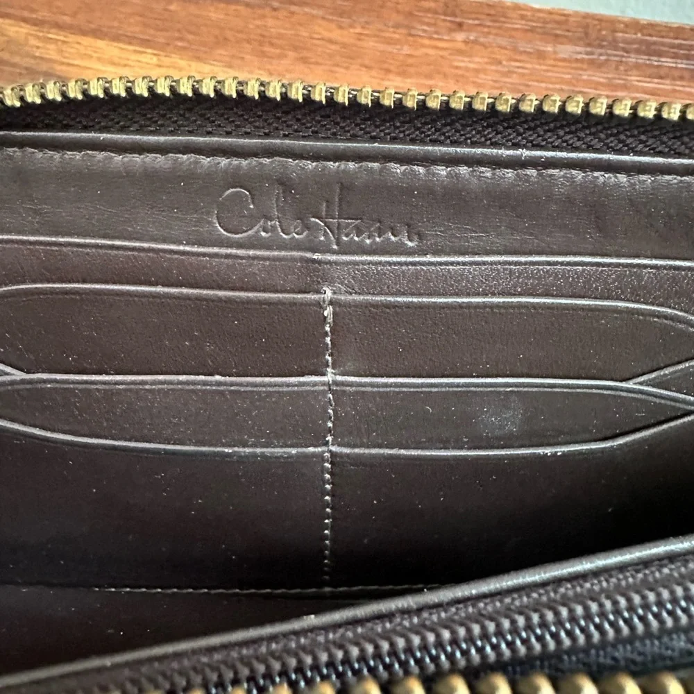 Cole Haan Genevieve Travel Woven Leather Wallet - Picture 5 of 8